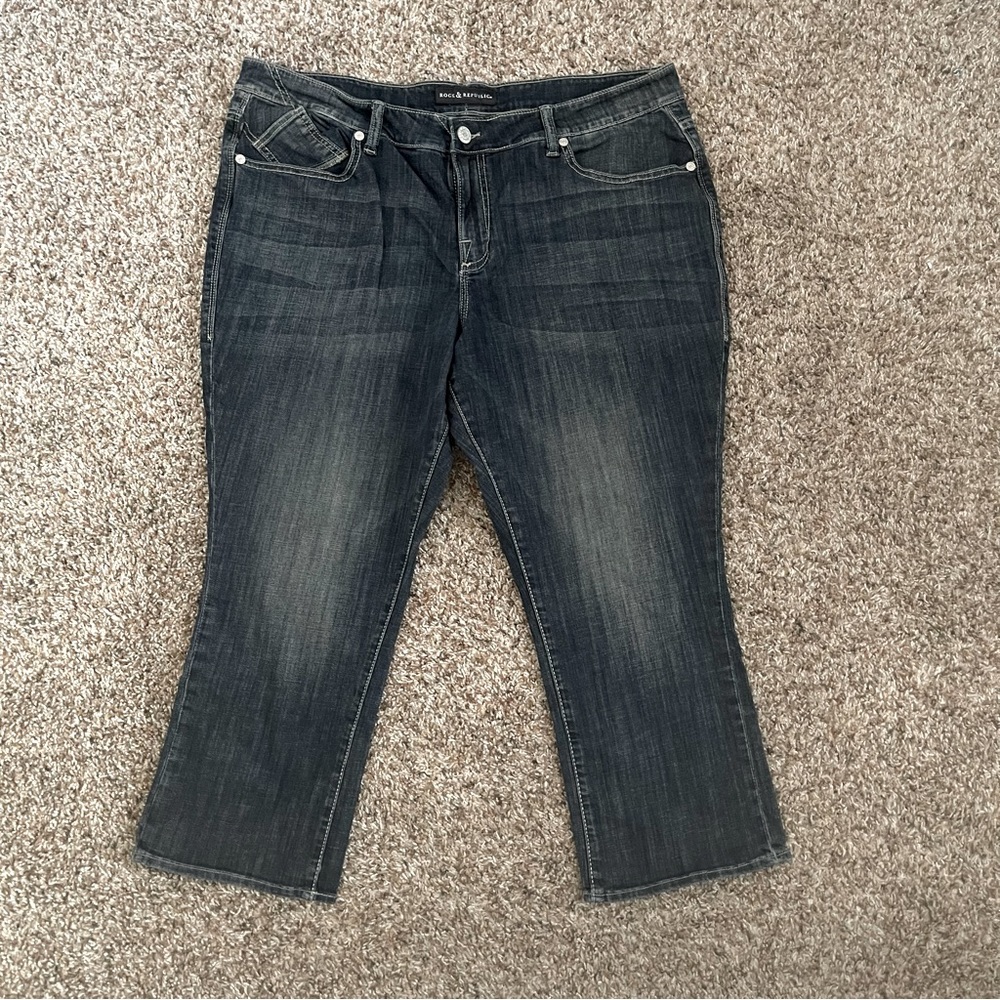 Rock & Republic Kendall Cropped Jean